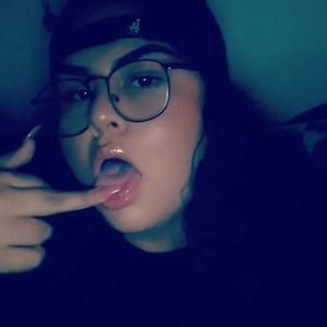 Meet your Posher, Marissa